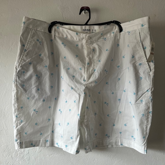 Izod Other - IZOD Printed Shorts Size 42 (M003)